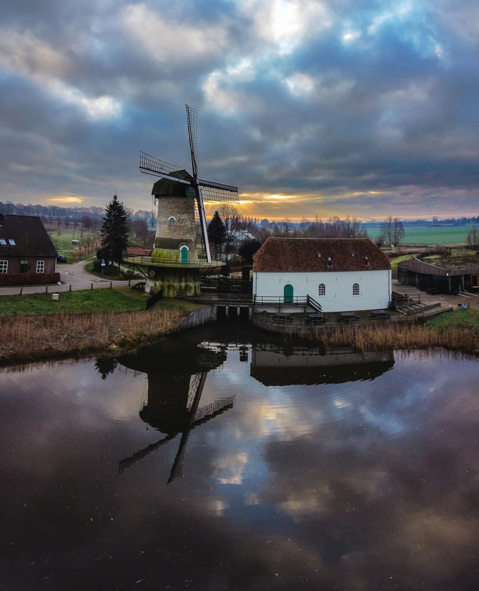 Informatiebeveiliging voor droge voeten Information security for dry feet