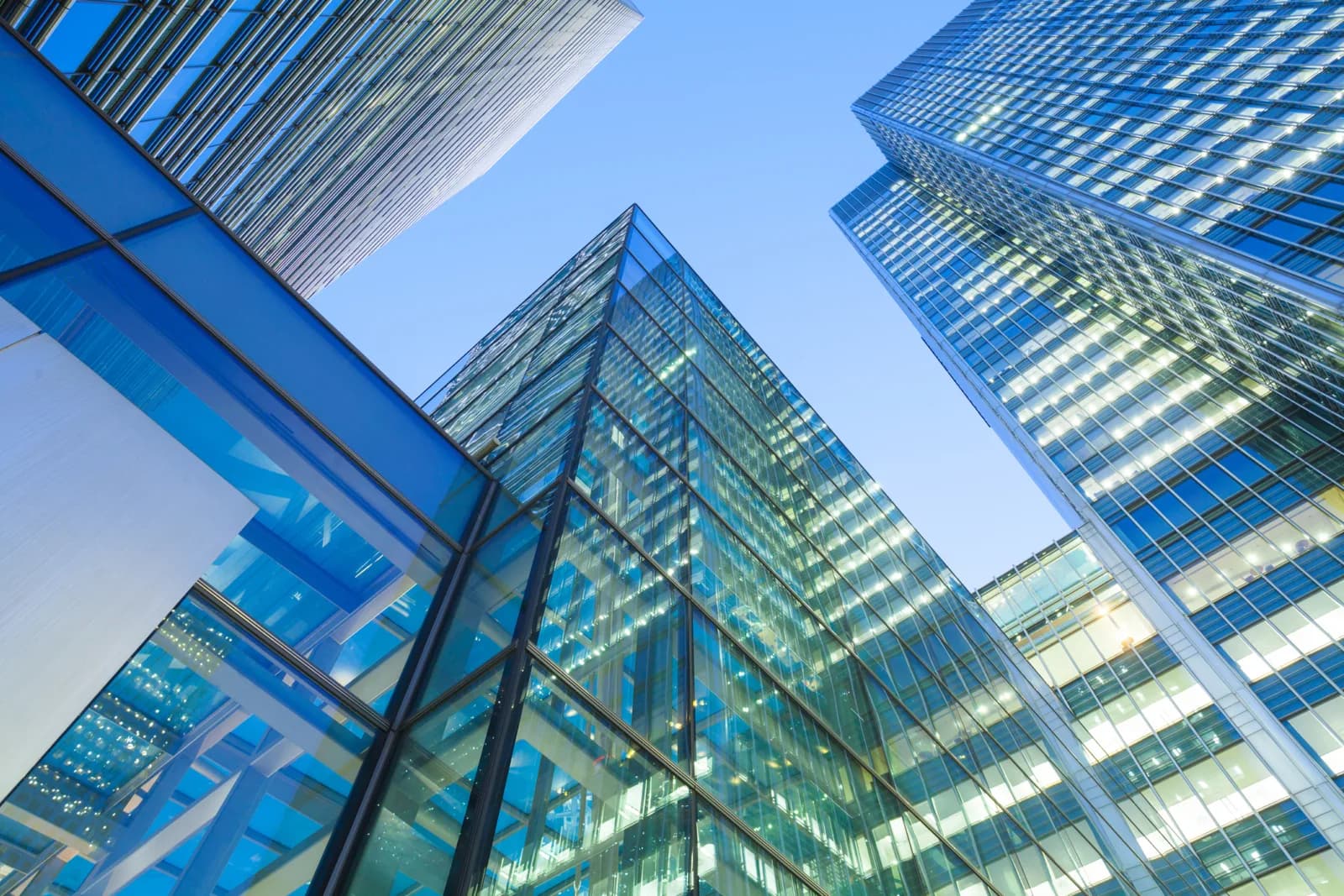 organic-or-acquisitions-which-growth-is-more-effective-for-media-companies Wachstum
Medienunternehmen
Strategie
Potenzialfelder
Marktanalyse
Investitionen
Anorganisches Wachstum
Organisches Wachstum
Umsetzungspfad
Unternehmenskäufe